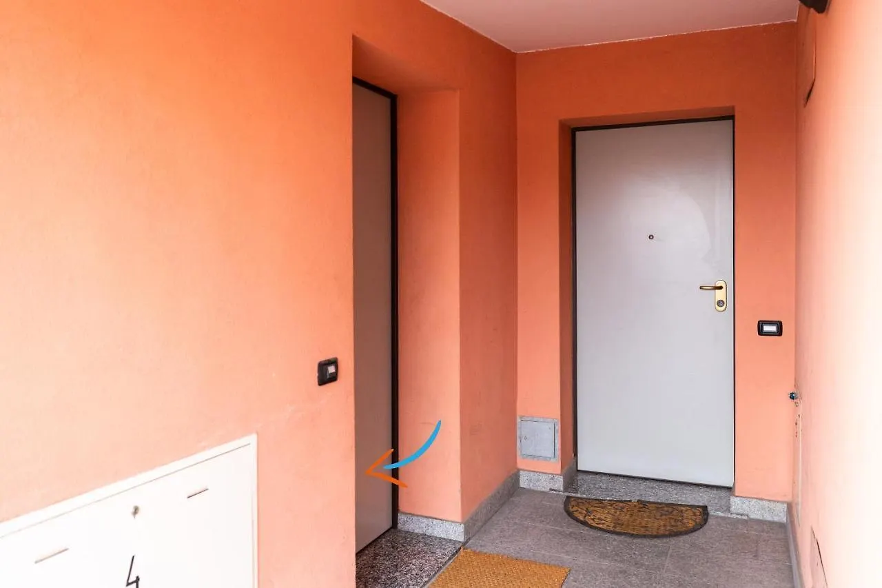 Gorla Skyline - Top Floor Apartment Milano